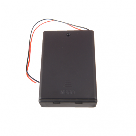 Pojemnik na 3 baterie AA z wyłącznikiem ON/OFF